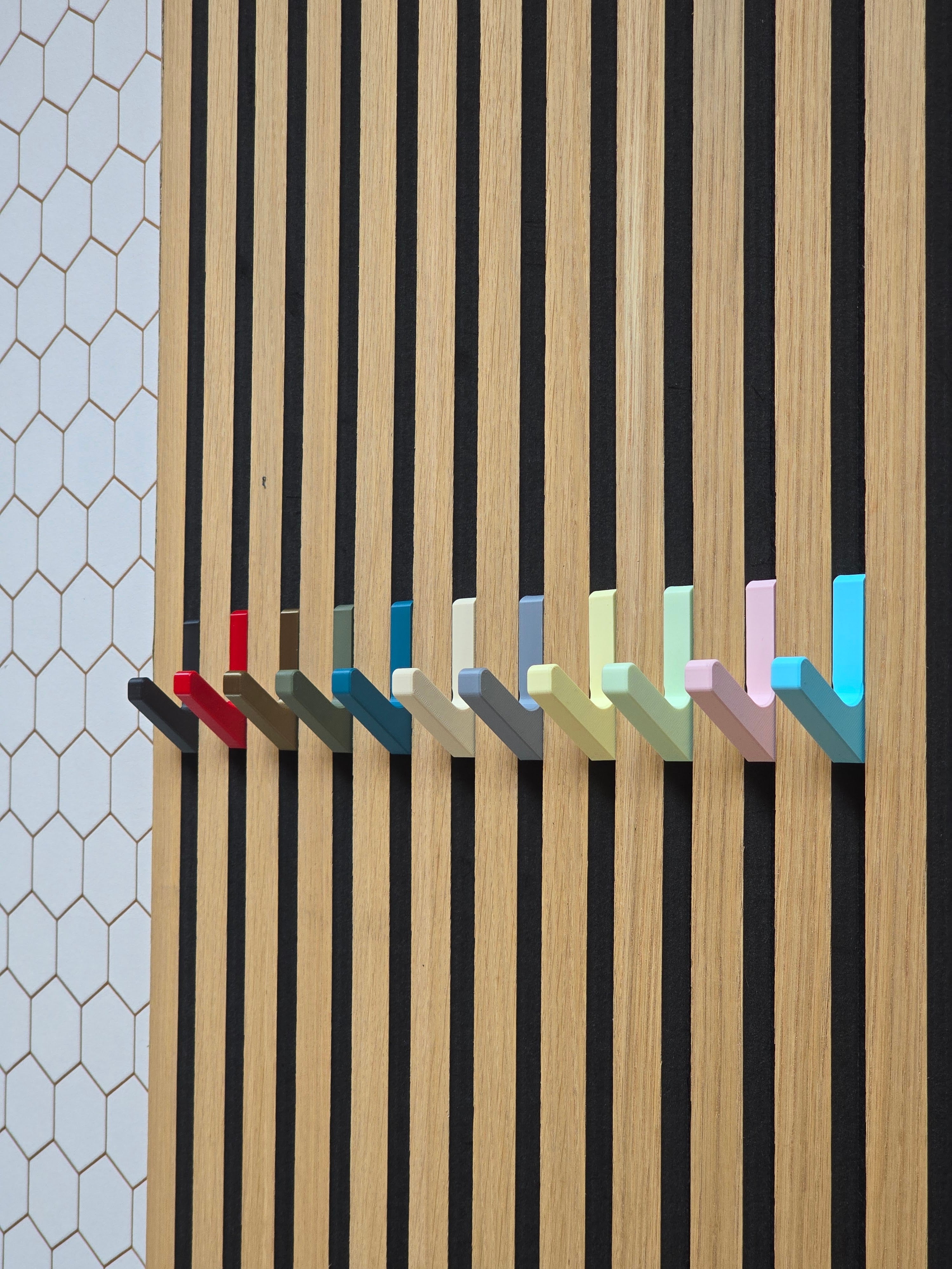 Single Hook for Acoustic Panels - Installation Type: Wall Clip