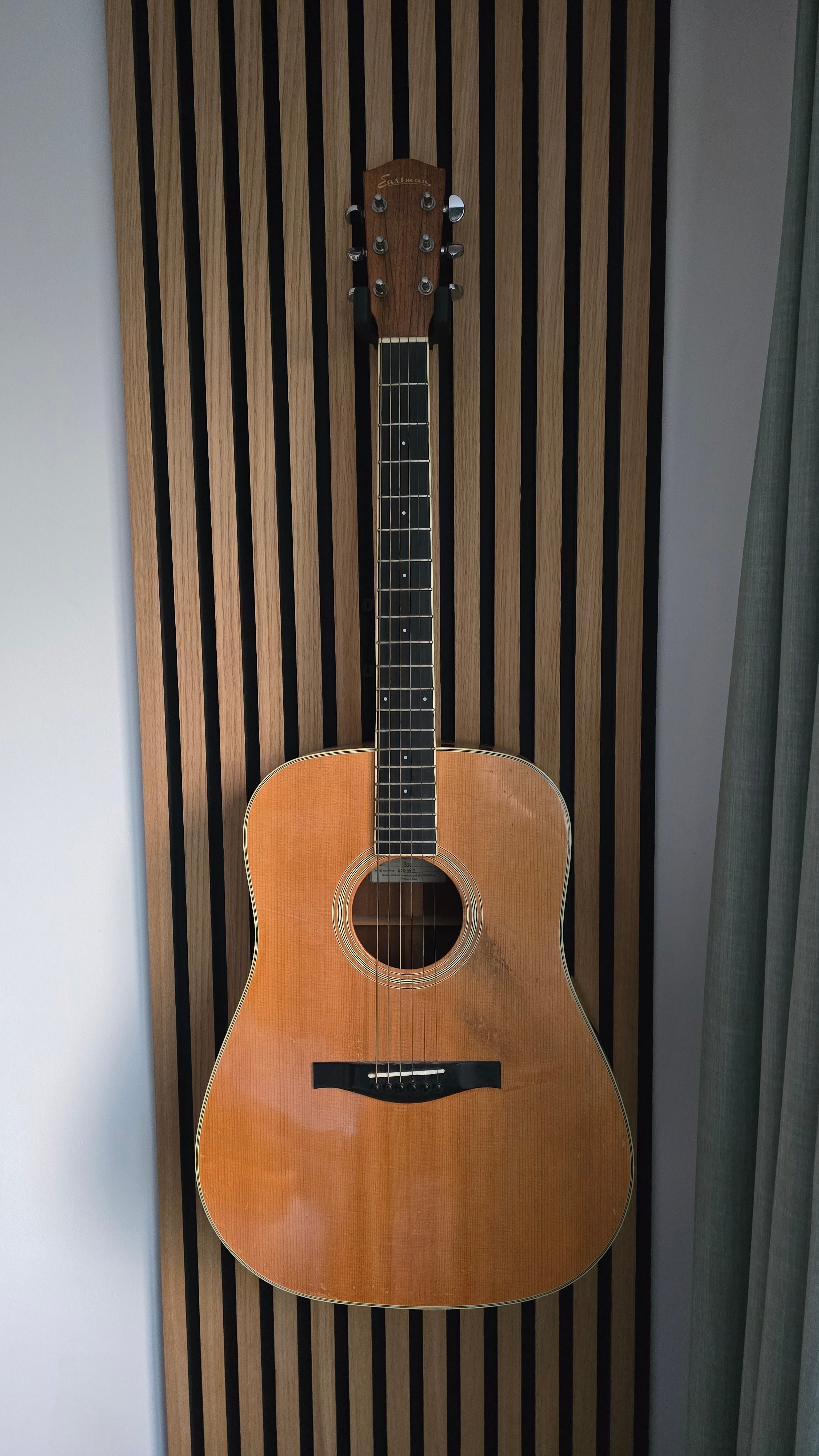 Guitar Hanger for Acoustic Panels - Installation Type: Wall Clip