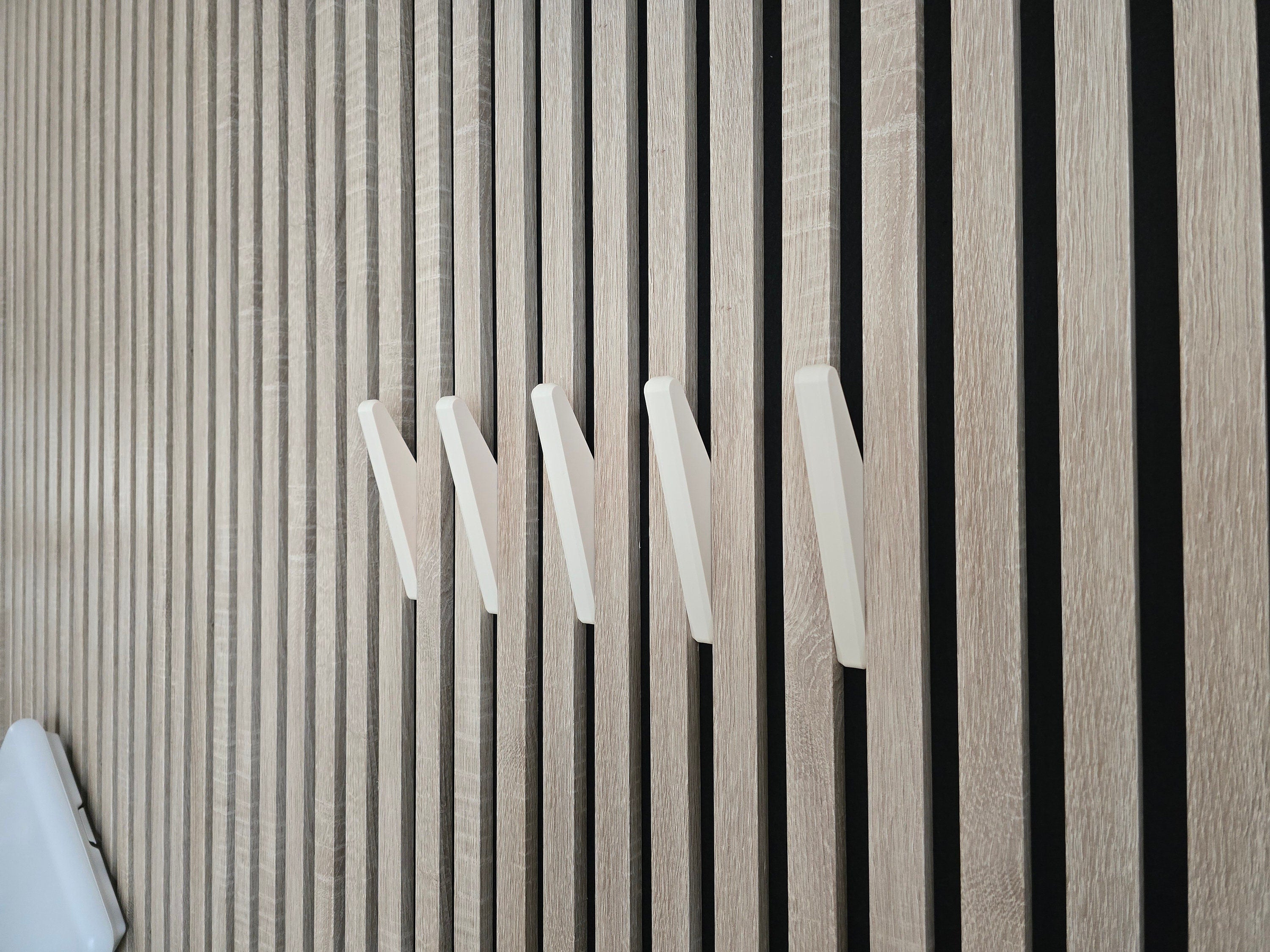 Triangle Hook for Acoustic Panels - Installation type: Wall Clip