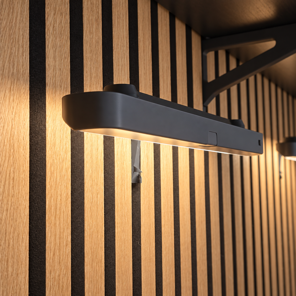 Walltune LED Wandlamp - Installatie: Wall Clip